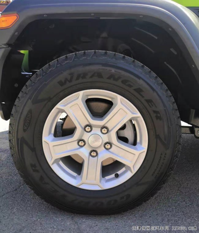 19款JEEP牧马人2.0T加规版 17轮/差速器现车37.5万优选