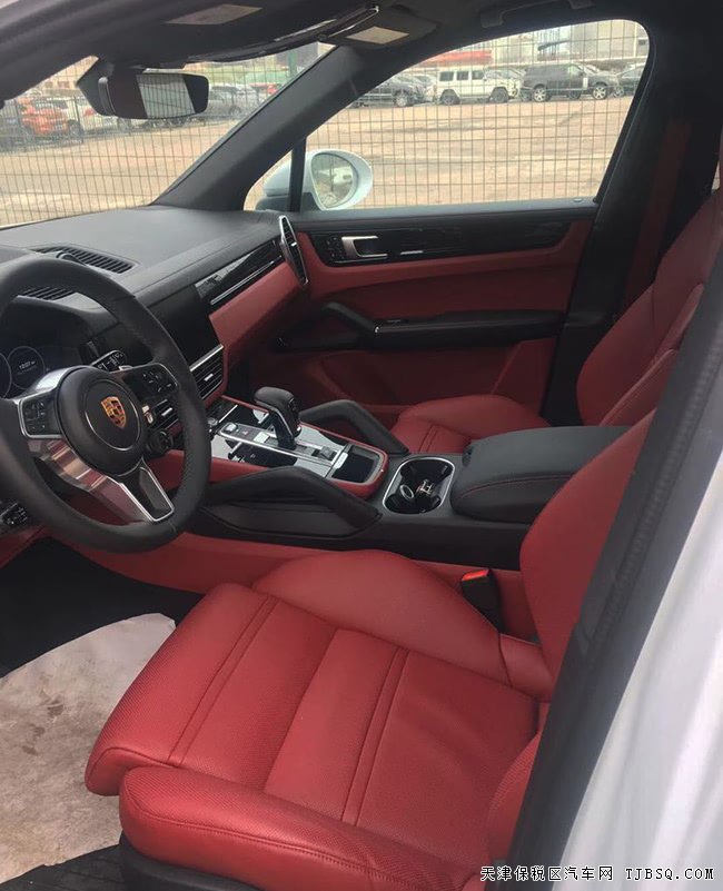 2019款保时捷卡宴加规版 SC组件/雷测/豪华包现车97万