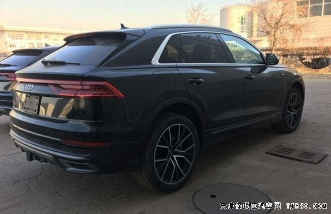 2019款奥迪Q8加规版 S-line包/22轮/环影现车73万优购