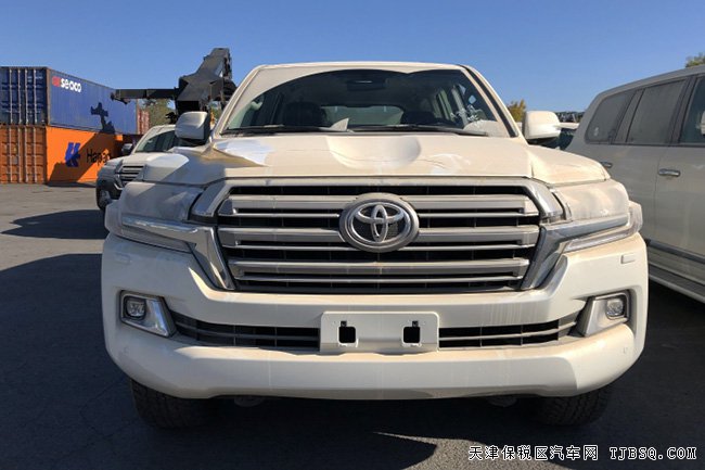 2019款丰田酷路泽4500中东版 8气囊/天窗/18轮现车102万