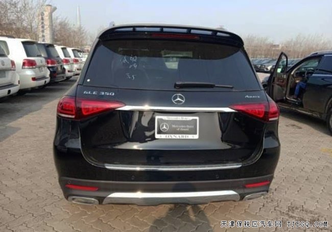 2020款奔驰GLE350美规版 19轮/小窗/DP1包现车65万优选