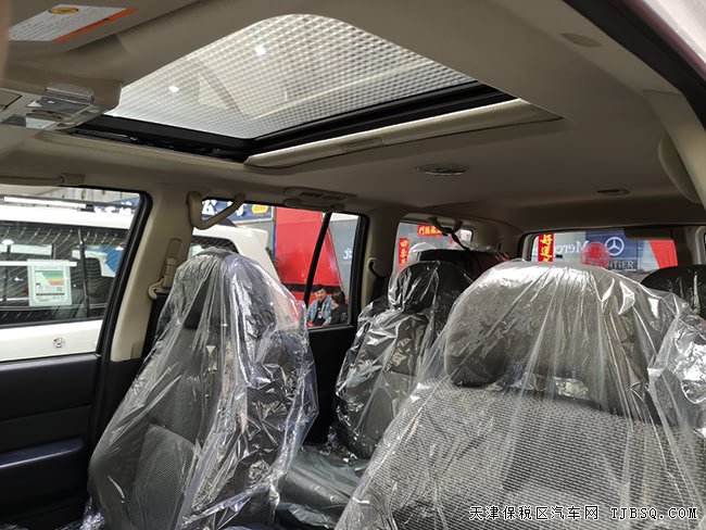 2018款日产途乐Y61中东版 16轮/7座/天窗现车53.5万优享