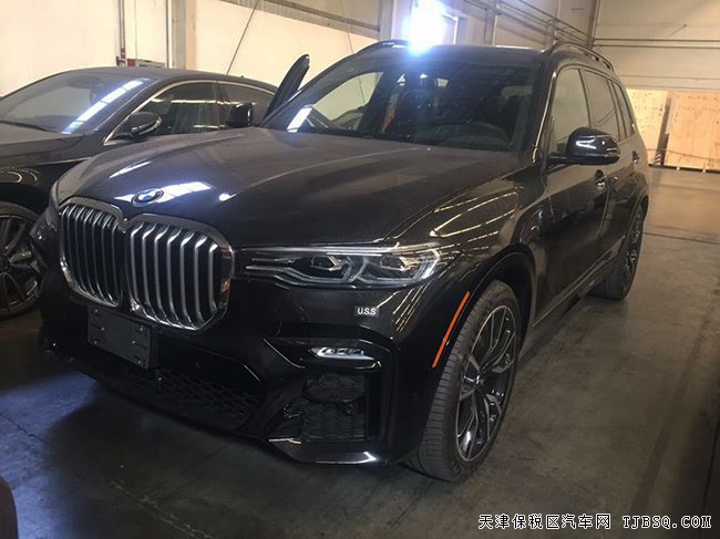 2019款宝马X7美规版 寒冷包/驾辅包/22轮现车98万钜惠
