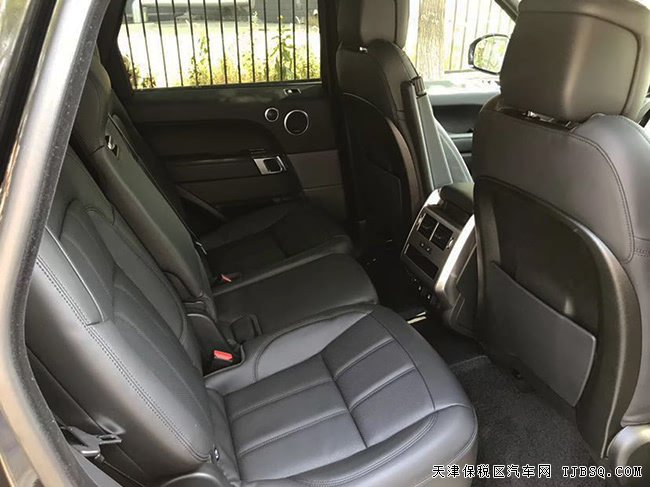 2019款路虎揽胜运动汽油版 7座/停辅包/电吸门现车83万