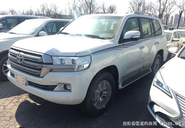 2019款丰田酷路泽4600中东版 遥启/18轮/8气囊现车86万