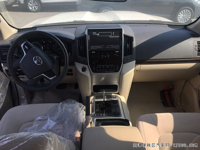 2019款丰田酷路泽4600中东版 遥启/18轮/8气囊现车86万