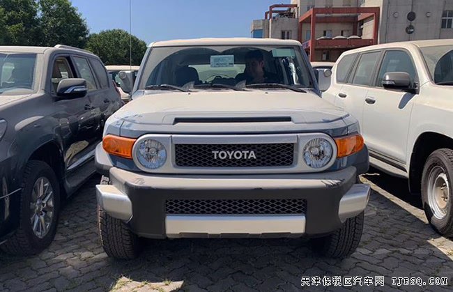 20款丰田FJ酷路泽中东版 双油箱/气泵/差速锁现车45万