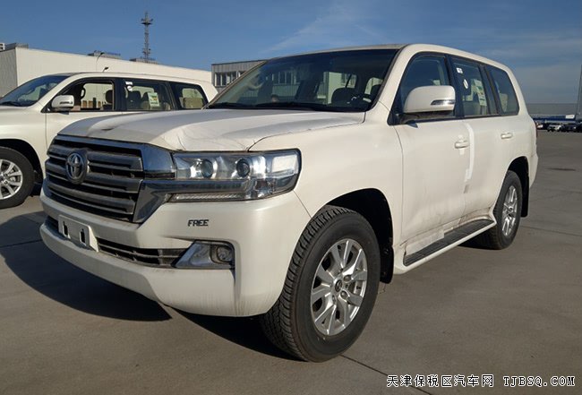 2020款丰田酷路泽4600中东版 遥启/18轮/天窗现车89万