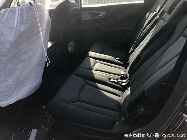 平行进口19款奥迪Q7欧规版 18轮/氙灯/全景现车52.5万