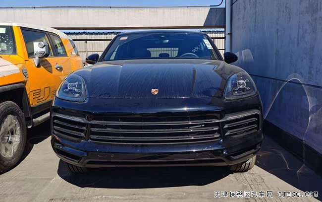 2020款保时捷卡宴3.0T加规版 19S轮/时钟/全景现车84万