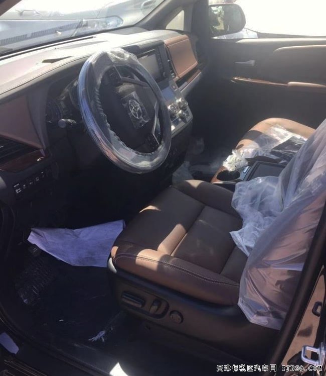 2020款丰田塞纳四驱顶配版 环影/雷测/双天窗现车54.5万