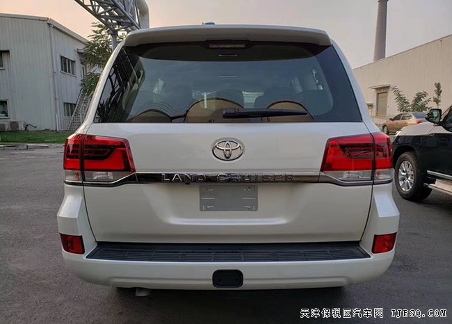 19款丰田酷路泽4000中东版 双差/18轮/8气囊现车65.8万