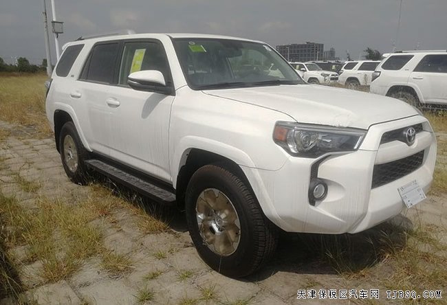 19款丰田超霸4.0L SR5版 17轮/天窗/7座现车45.5万劲惠