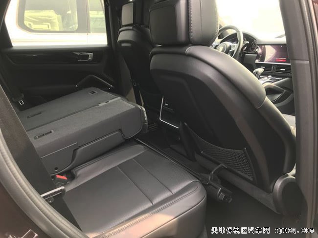 2019款保时捷卡宴3.0T美规版 电尾门/全景/19轮现车86万