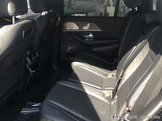 2020款奔驰GLS450美规版 DA1便利包/7座/20轮现车94万