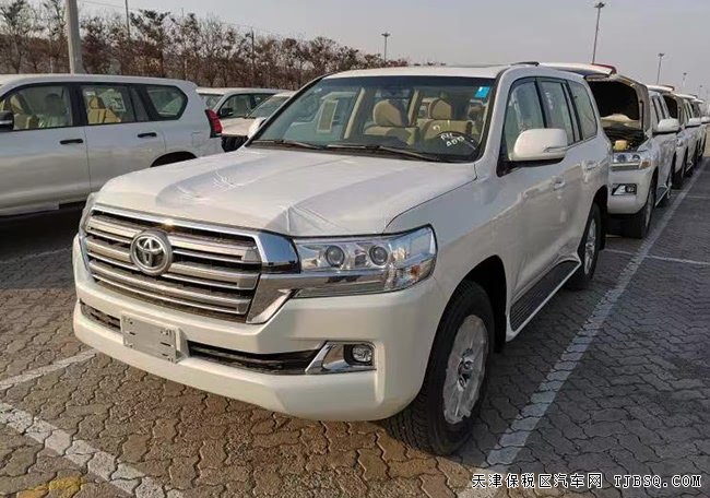 20款丰田酷路泽5700中东版 12气囊/18轮/天窗现车97.5万