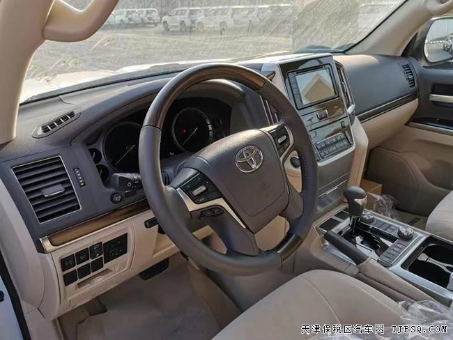 20款丰田酷路泽5700中东版 12气囊/18轮/天窗现车97.5万