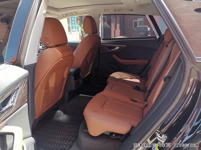 平行进口车19款奥迪Q8加规版 保税区现车优惠促