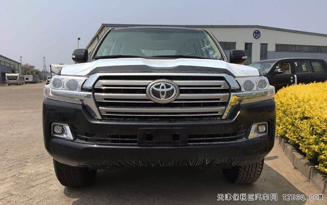 2019款丰田酷路泽4600中东版 8气囊/18轮/天窗现车89万