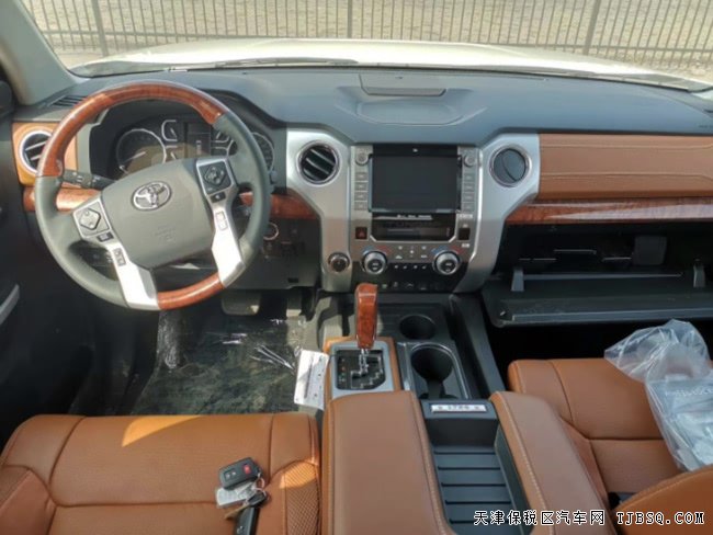 2020款丰田坦途1794版 20轮/JBL音响/天窗现车53.5万购