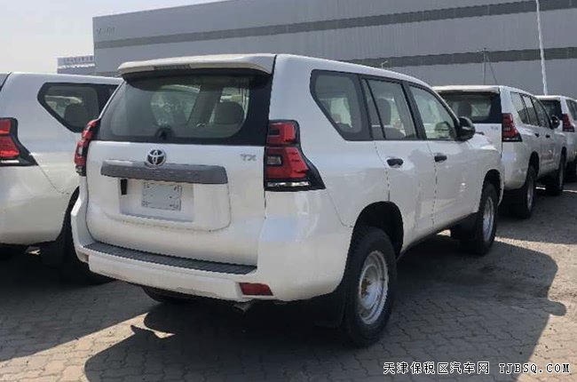 2019款丰田普拉多2700中东版 17轮/底挂/天窗现车41.2万
