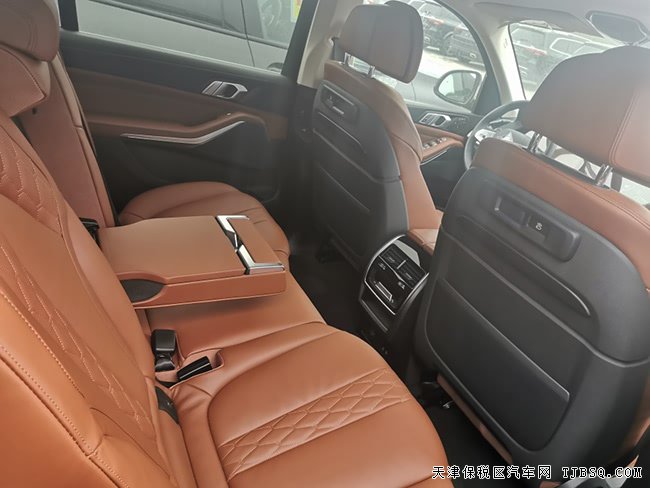 2019款宝马X7美规版 21轮/7座/驾驶包/寒冷包现车90万