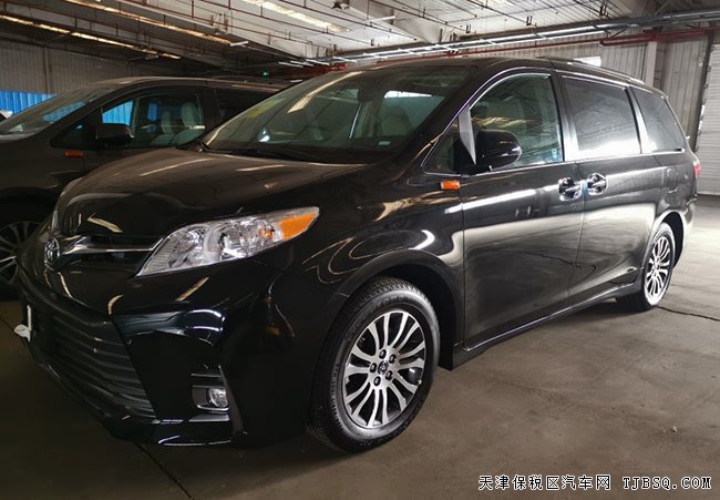 2020款丰田塞纳3.5L两驱XLE版 7座手续/17轮现车39.2万