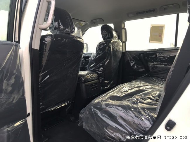 2019款日产途乐Y62中东版 7座/18轮/后差速锁现车44万