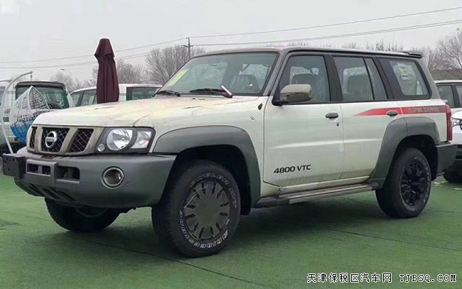 2018款日产途乐Y61中东版 双差速锁/17轮/7座现车66.8万