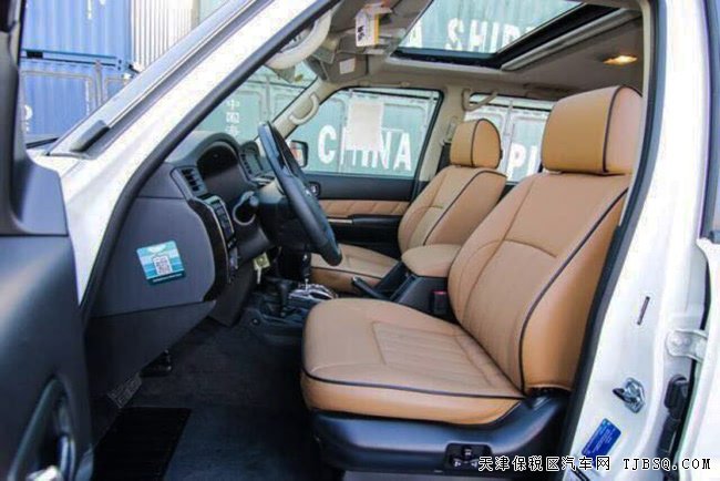 2018款日产途乐Y61中东版 双差速锁/17轮/7座现车66.8万