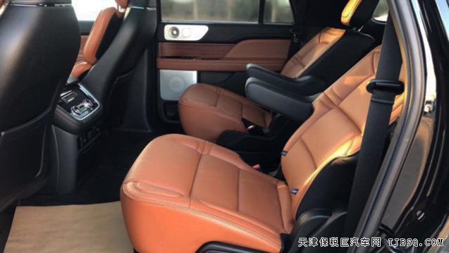 18款林肯领航员3.5T加规版 300A/座椅包/雷测现车102万