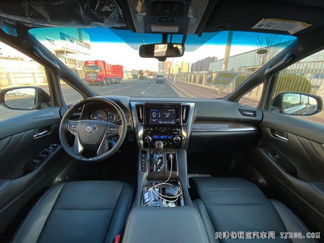 2019款丰田埃尔法3.5L尊贵版 航空座椅/小桌板现车101万