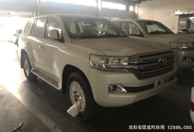 2020款丰田酷路泽4000中东版 18轮/天窗/航踏现车64.6万