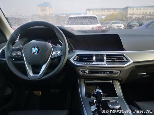 2020款宝马X5墨西哥版 19轮/全景天窗/哈曼现车67.5万