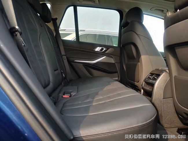 2020款宝马X5墨西哥版 19轮/全景天窗/哈曼现车67.5万