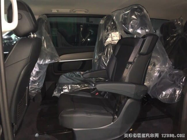 19款奔驰V250墨西哥版 17轮/真皮座椅/电尾现车43.5万