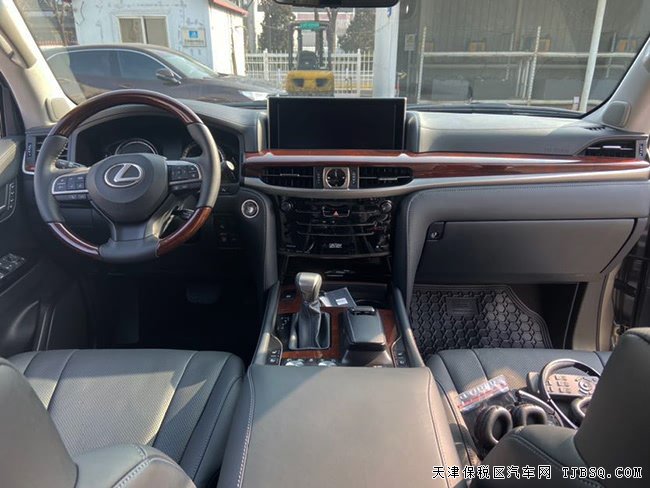 2019款雷克萨斯LX570加规版 21轮/雷测/环影现车136万