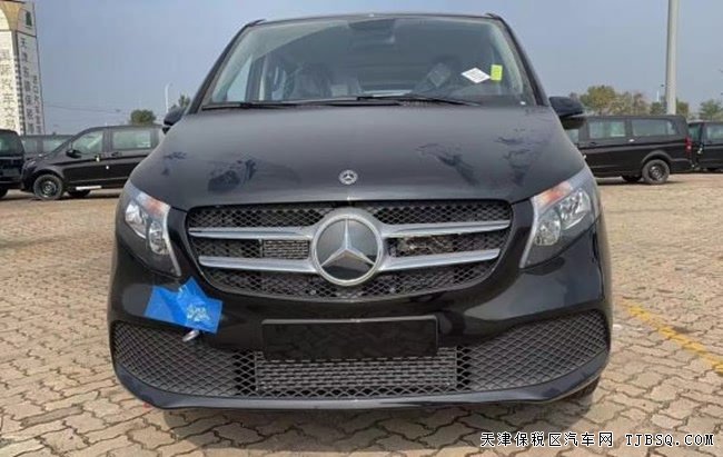 2020奔驰V250中东版 双电动门/17轮/三区空调现车47.3万
