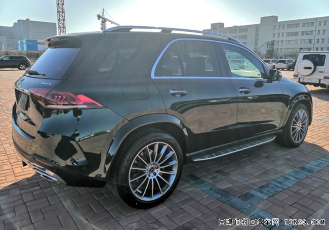 2020款奔驰GLE450加规版 21轮/豪华包/科技包现车84万