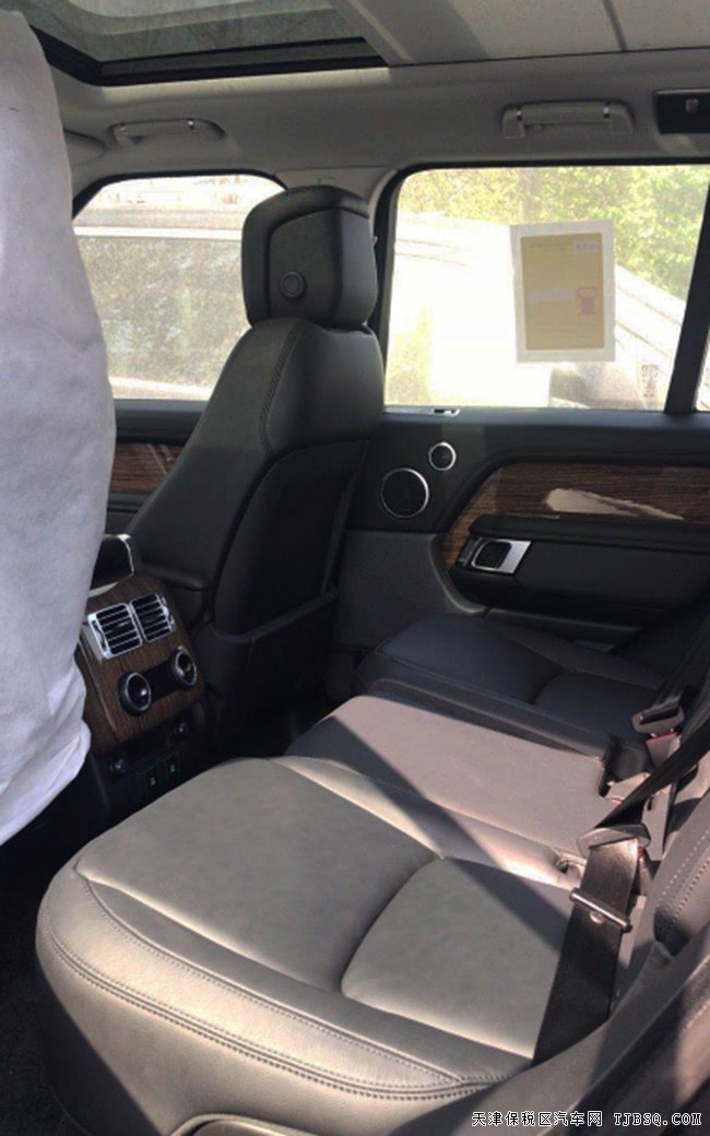 2020款路虎揽胜3.0T行政版 电吸门/二代/全景现车105万