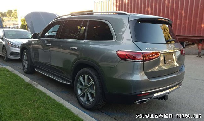 2020款奔驰GLS450美规版 6座/全景天窗/20轮现车90.5万