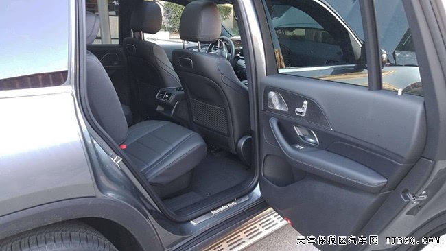 2020款奔驰GLS450美规版 6座/全景天窗/20轮现车90.5万