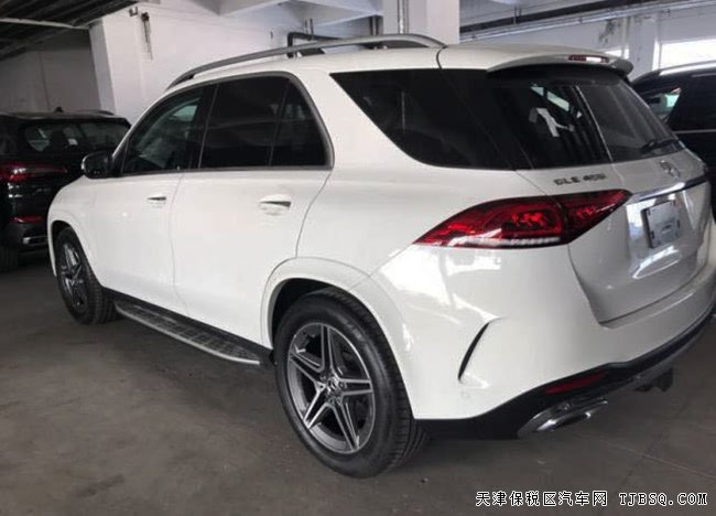 2020款奔驰GLE450墨西哥版 20轮/全景天窗/抬显现车70万