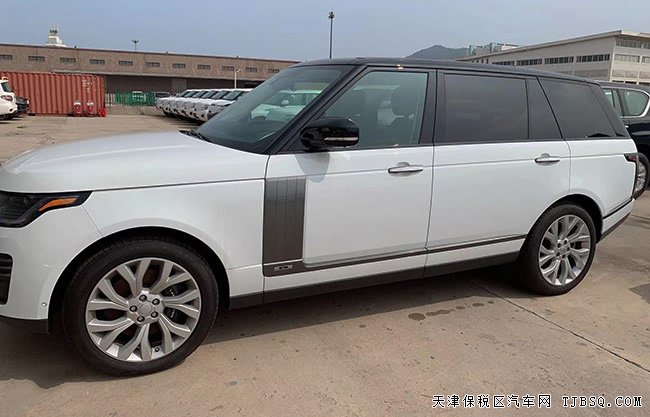2019款路虎揽胜5.0T创世加长版 21轮/黑撞顶现车218万