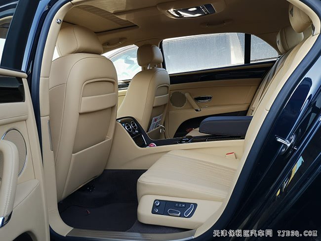 2018款宾利飞驰V8S欧规版 21轮/舒适包/四座现车205万