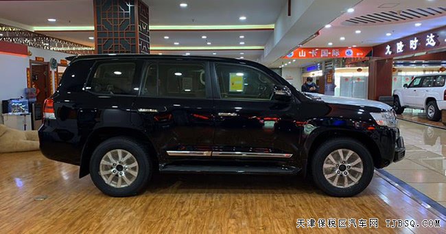 2020款丰田酷路泽4500中东版 8气囊/7座/KDSS现车109万