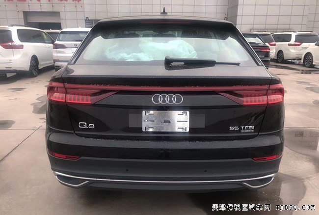 平行进口20款奥迪Q8中东版 19轮/LED大灯/全景现车69万