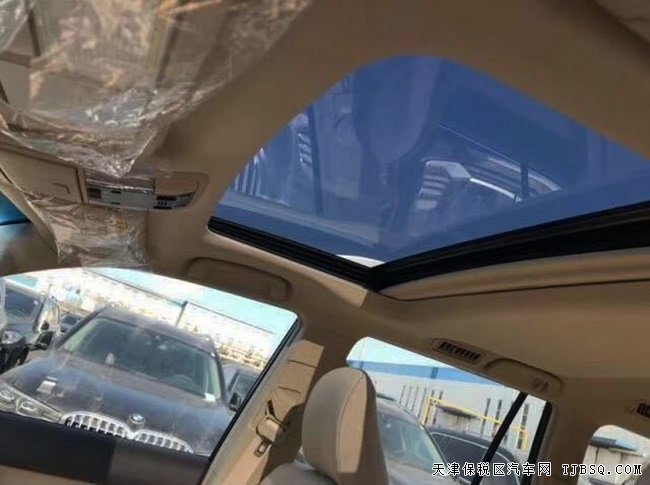 2020款丰田普拉多4000中东版 18轮/9气囊/天窗现车63万