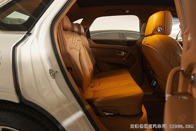 20款宾利添越4.0T汽油版 百年包/穆勒包/22轮现车279万