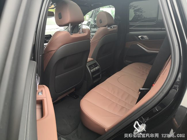 2020款宝马X5墨西哥版 20轮/金属漆/主动驾辅现车69万